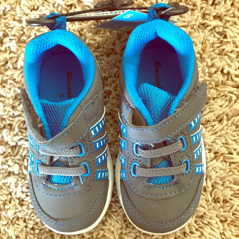 Toddler boys tennis shoes